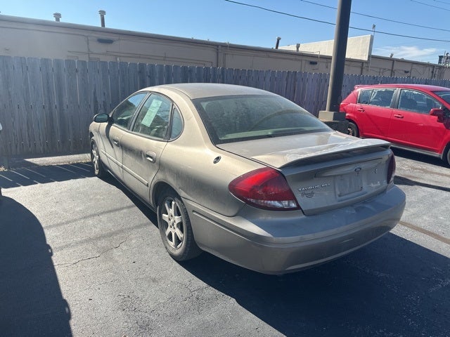 2006 Ford Taurus SEL