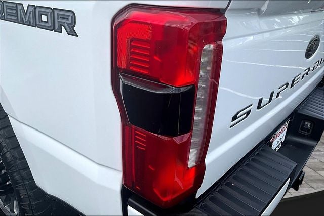 2024 Ford F-250SD Lariat Tremor Package