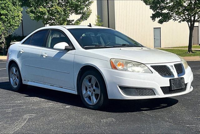 Used 2010 Pontiac G6 Base with VIN 1G2ZA5E09A4166428 for sale in Springfield, MO