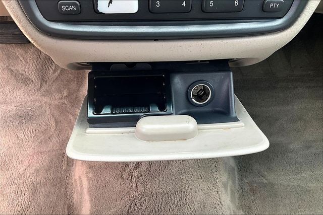 2005 Cadillac DeVille Base