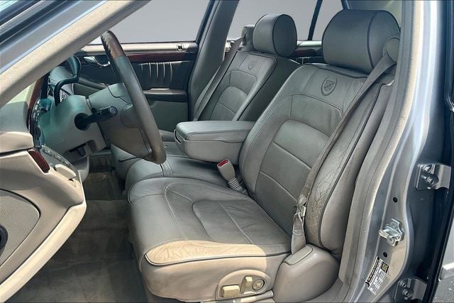 2005 Cadillac DeVille Base