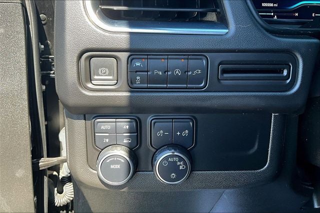 2022 Chevrolet Suburban LT