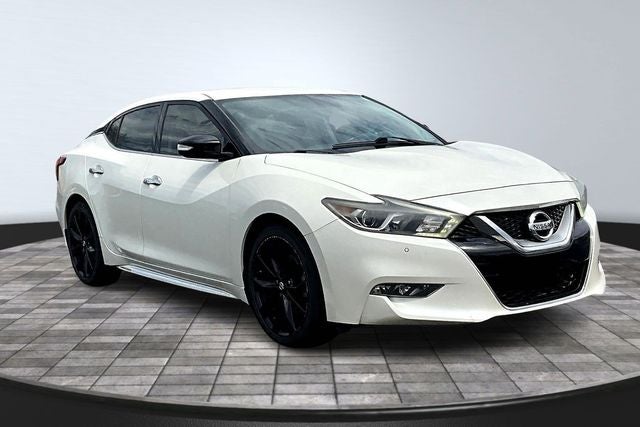 2017 Nissan Maxima SR