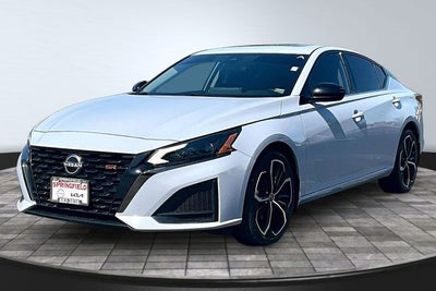 2023 Nissan Altima 2.5 SR
