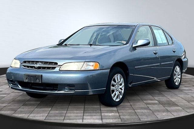 1999 Nissan Altima GXE