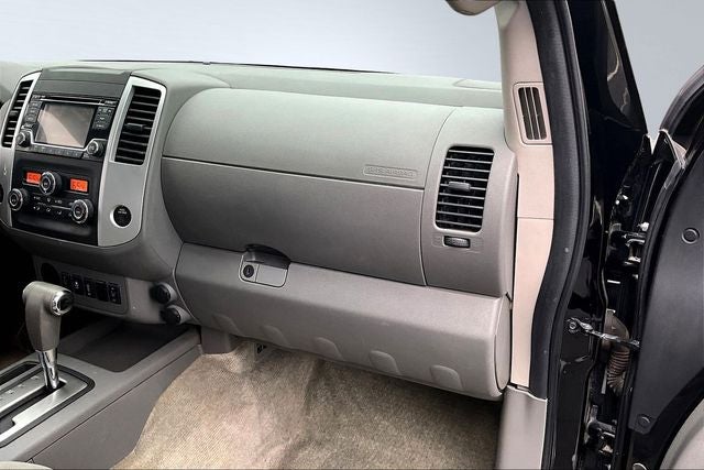 2015 Nissan Frontier SV