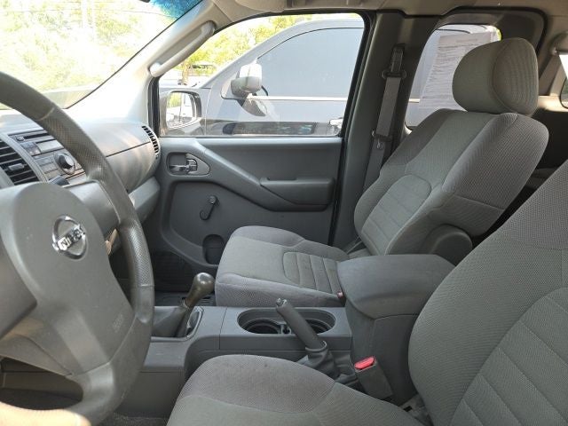 2009 Nissan Frontier XE
