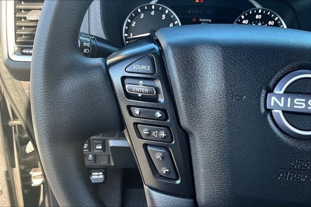 2024 Nissan Frontier SV