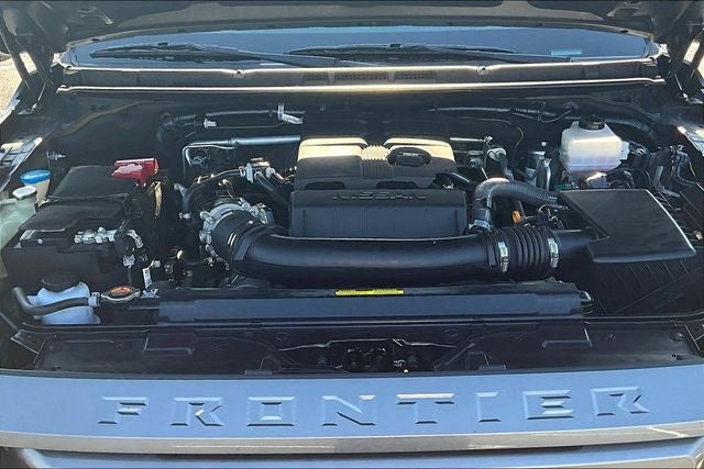 2024 Nissan Frontier SV