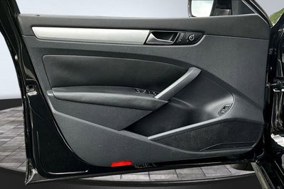 2013 Volkswagen Passat 2.5 SE w/Sunroof