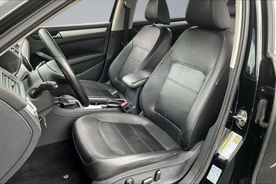 2013 Volkswagen Passat 2.5 SE w/Sunroof