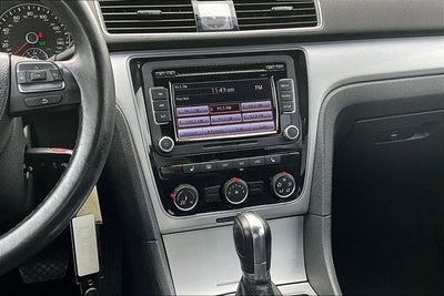 2013 Volkswagen Passat 2.5 SE w/Sunroof