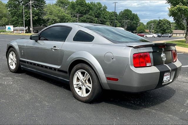 2008 Ford Mustang Deluxe