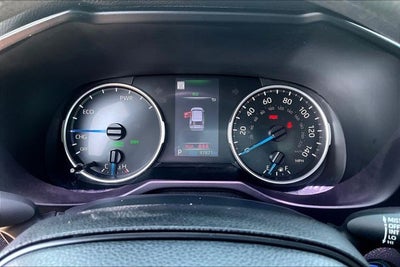 2022 Toyota RAV4 Hybrid XLE