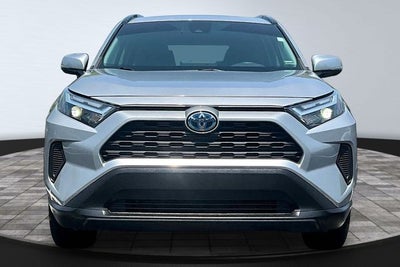 2022 Toyota RAV4 Hybrid XLE