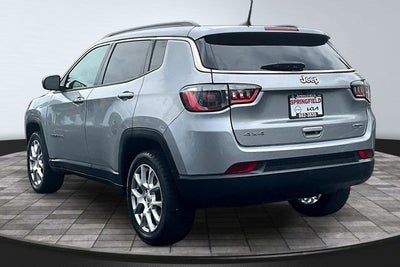 2022 Jeep Compass Latitude Lux