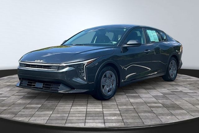 2026 Kia K4 LX