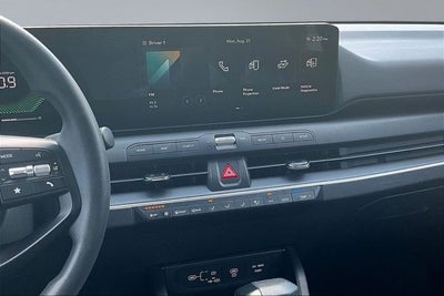 2026 Kia K4 LX