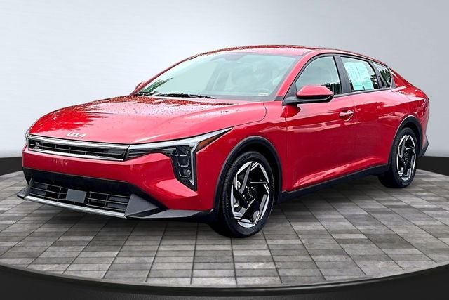 2025 Kia K4 EX AT's photo