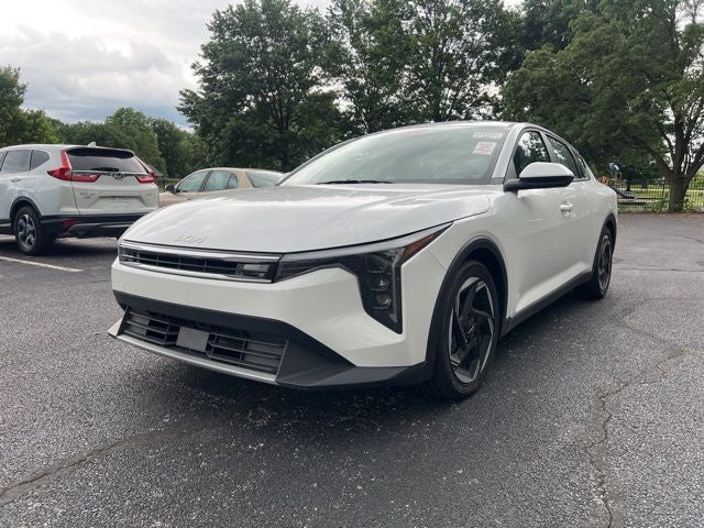 2025 Kia K4 EX AT's photo