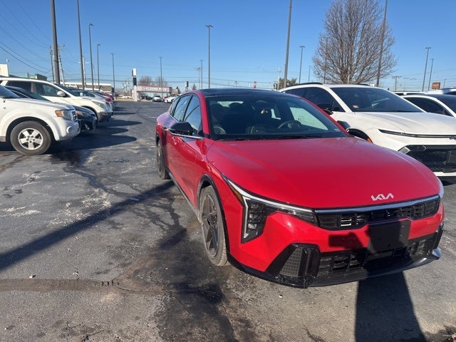 2025 Kia K4 GT-Line