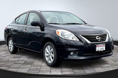 2014 Nissan Versa 1.6 SV
