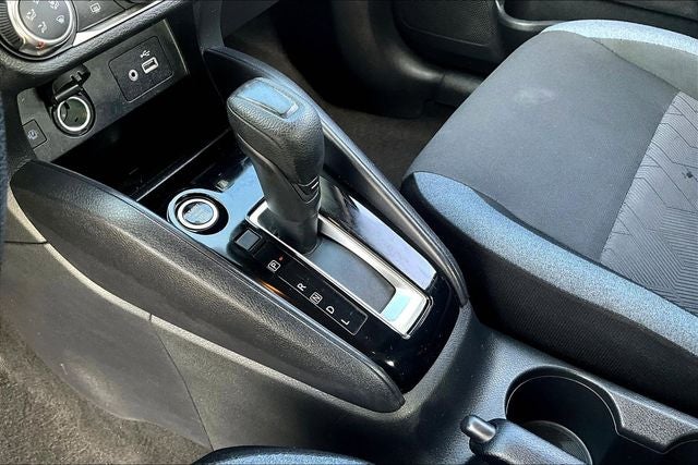 2023 Nissan Versa 1.6 SV