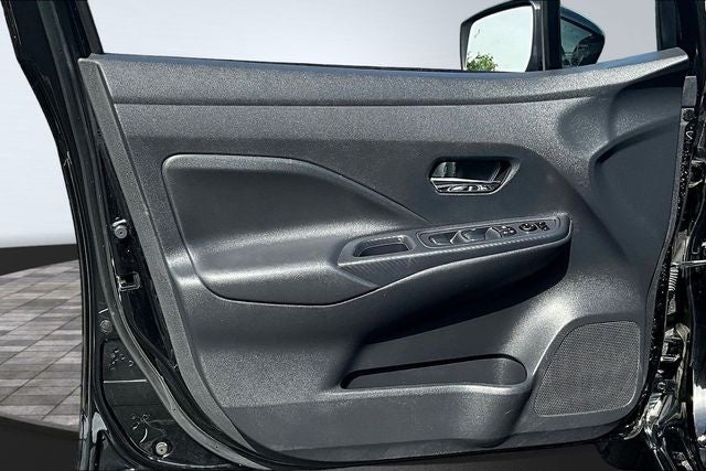 2023 Nissan Versa 1.6 SV
