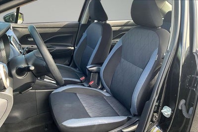 2023 Nissan Versa 1.6 SV