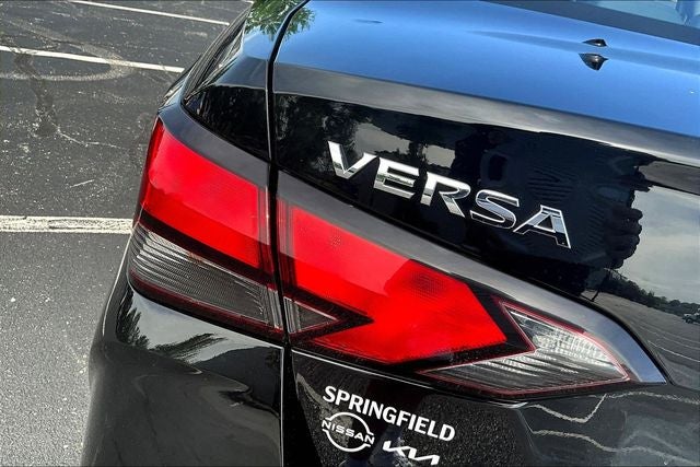 2023 Nissan Versa 1.6 SV