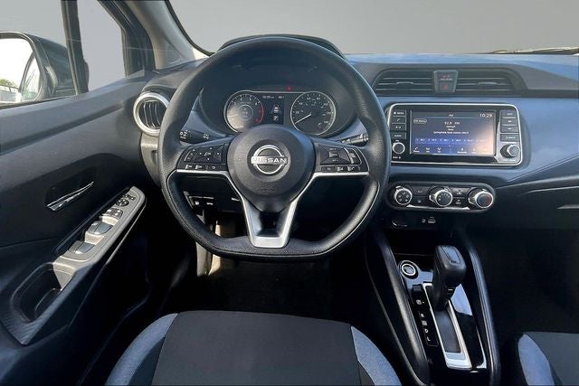 2023 Nissan Versa 1.6 SV