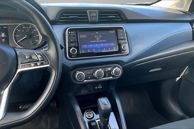 2023 Nissan Versa 1.6 SV