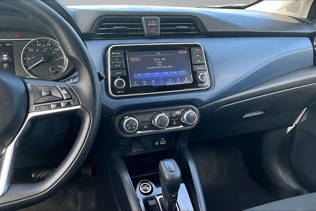 2023 Nissan Versa 1.6 SV