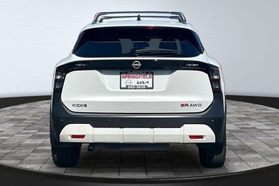 2026 Nissan Kicks SR