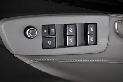 2019 Toyota Avalon Hybrid Base