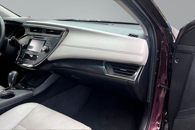 2018 Toyota Avalon Hybrid Limited