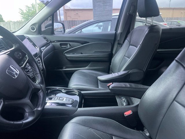 2022 Honda Pilot Touring 8 Passenger