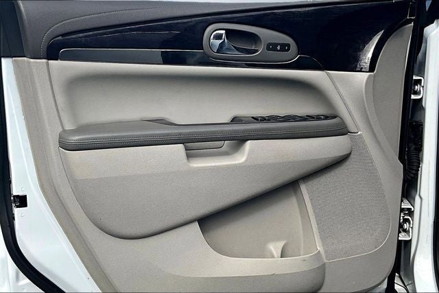 2016 Buick Enclave Leather Group