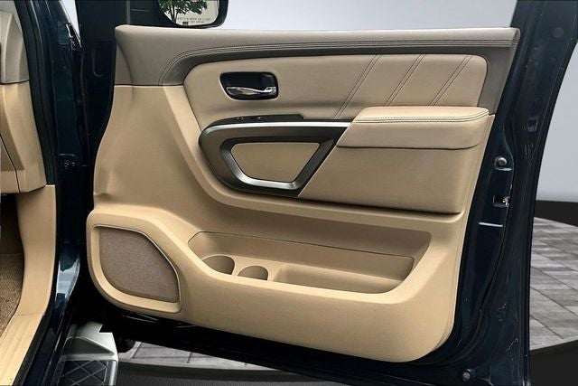 2015 Nissan Armada SL