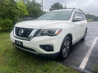2019 Nissan Pathfinder S