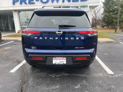 2024 Nissan Pathfinder SV