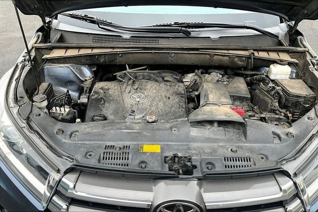 2019 Toyota Highlander Limited Platinum