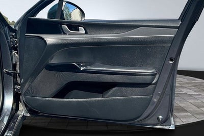 2022 Kia K5 LXS