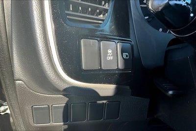 2018 Mitsubishi Outlander Base