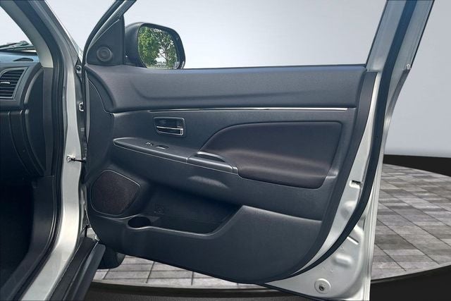 2025 Mitsubishi Outlander Sport Base