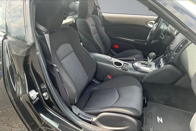2012 Nissan 370Z Base