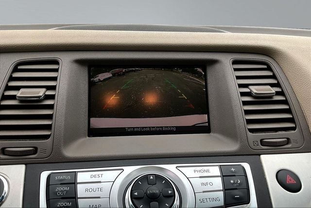 2010 Nissan Murano LE