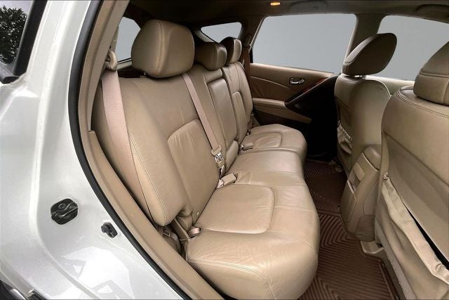2010 Nissan Murano LE
