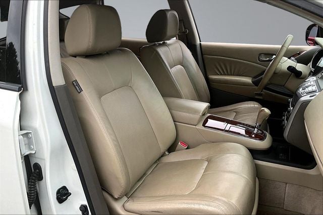 2010 Nissan Murano LE