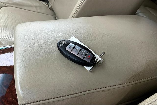 2010 Nissan Murano LE